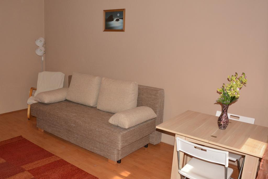 Appartement Poetyi Flat à Budapest Extérieur photo